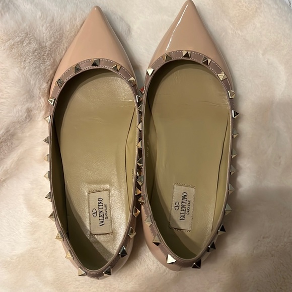 Valentino Garavani Rockstud Patent ballet flats. In very good condition. - Picture 14 of 17